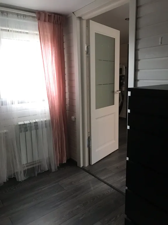 Дом на территории охотничьего хозяйства рядом с водохранилищем