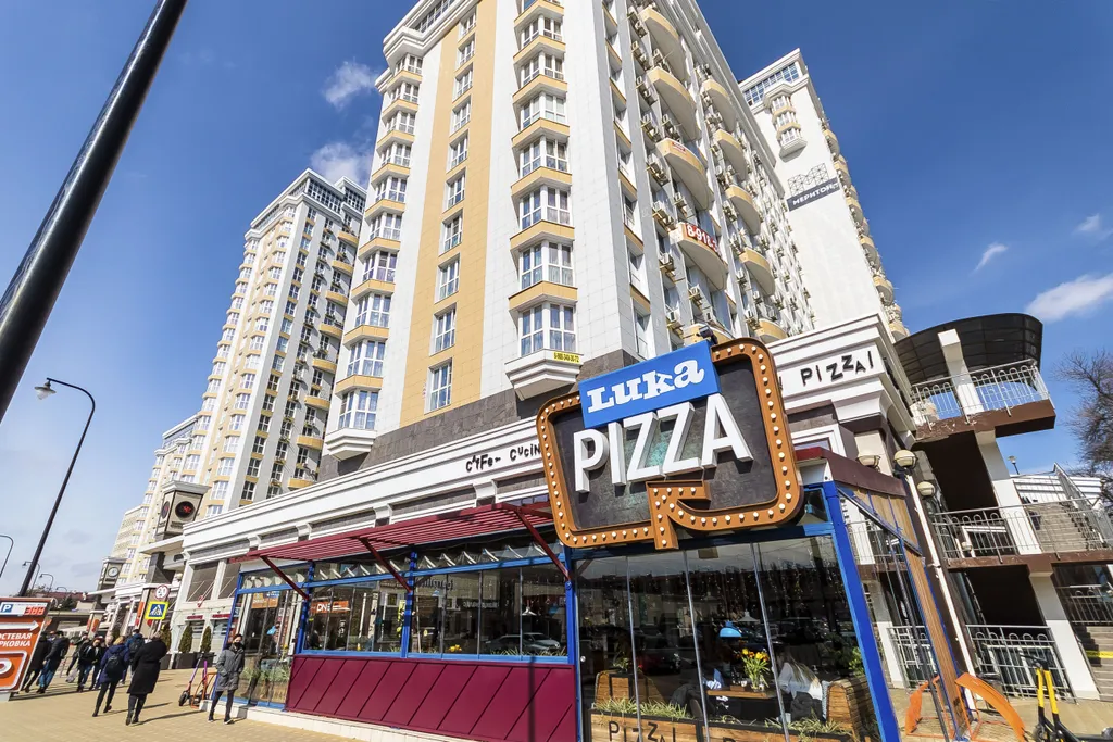 Квартира Квартира Светлая евродвушка в центре, 2 жк-телевизора, удобная кровать — Краснодар