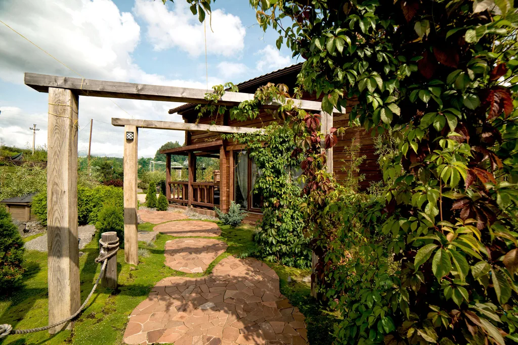 Рыжий кот - Деревянный Дом (WoodHouse)