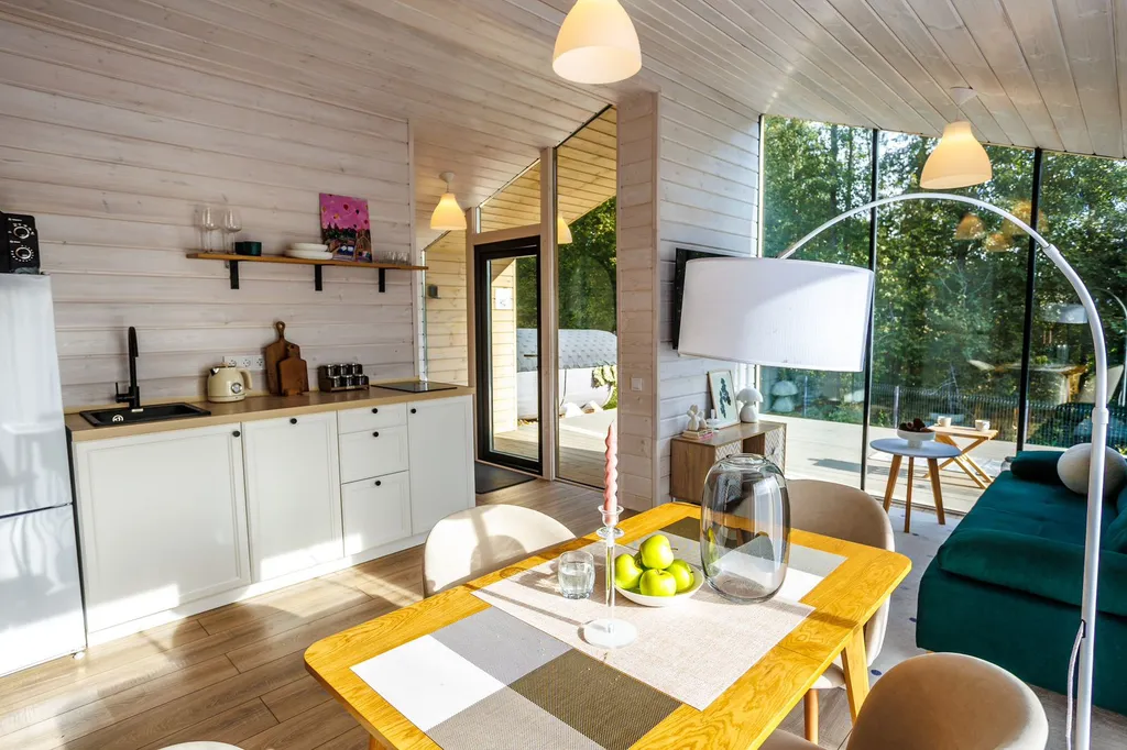 Дом Мая у озера с баней на дровах