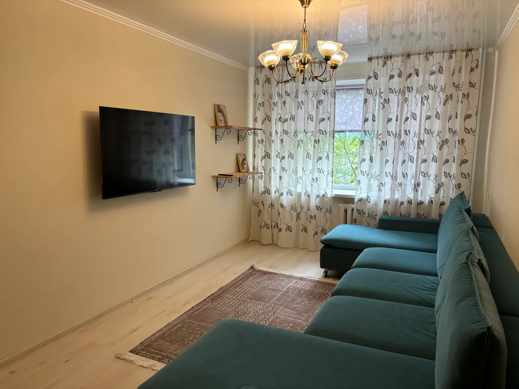 2-комнатная в доме Актера