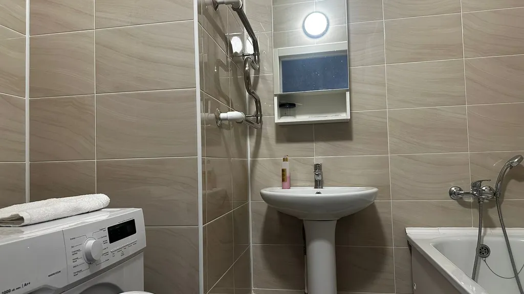 1 комнатная квартира в уютном районе города, новый дом.