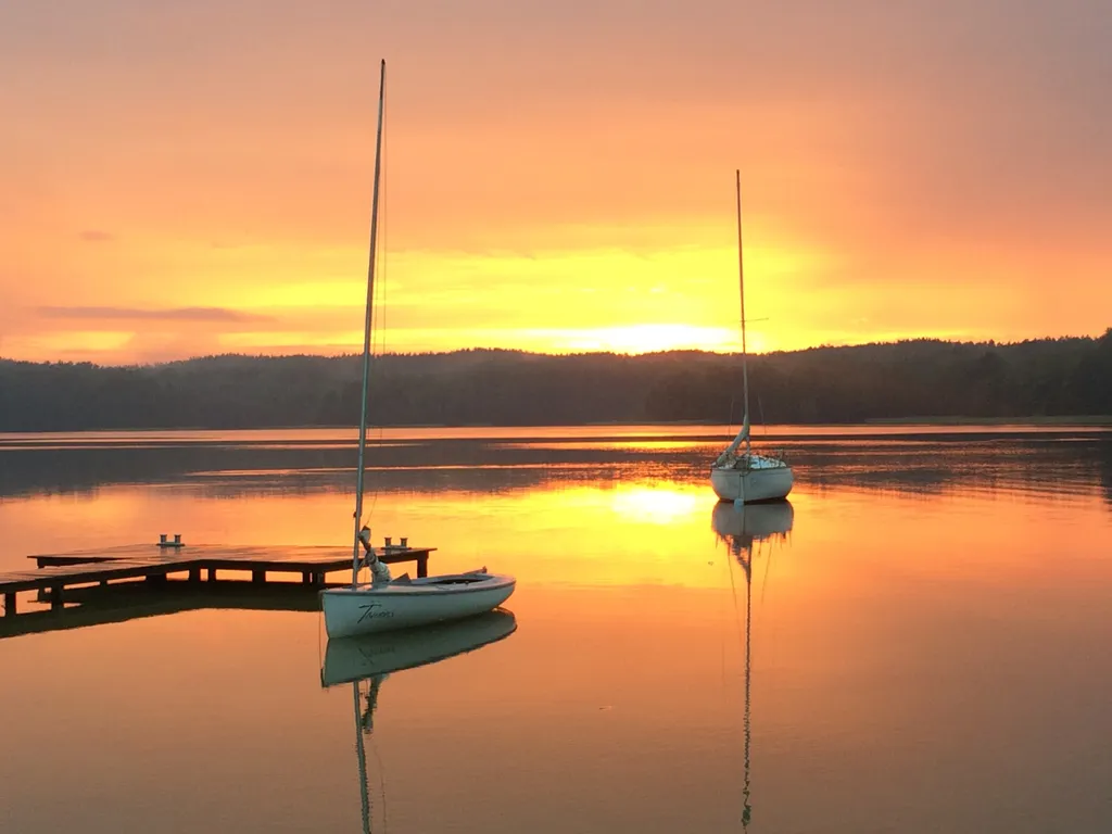 Дом у озера