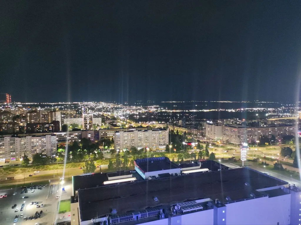 Светлая квартира в центре с шикарным видом