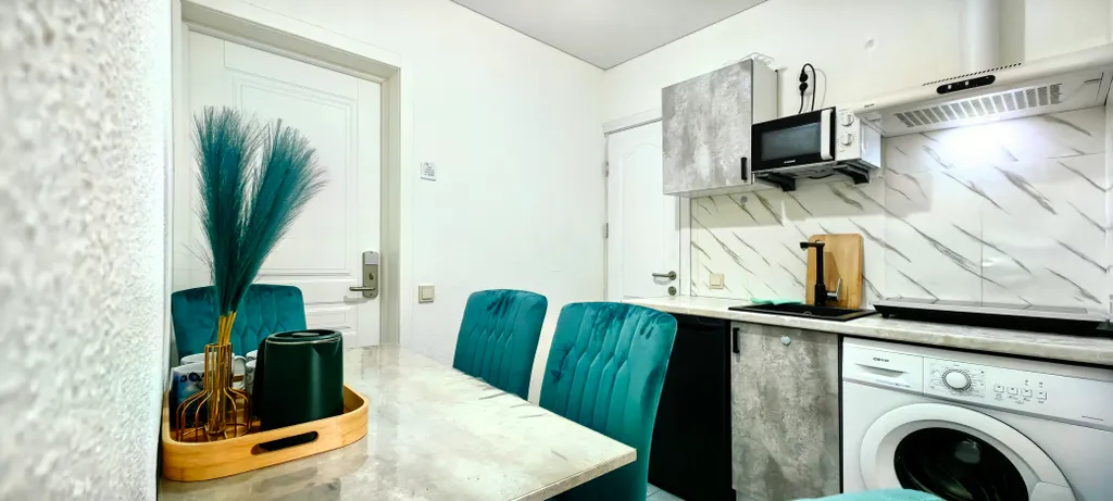 Квартира Двухкомнатные апарты с изолированными комнатами/кухня/стиралка/балконы — Судак