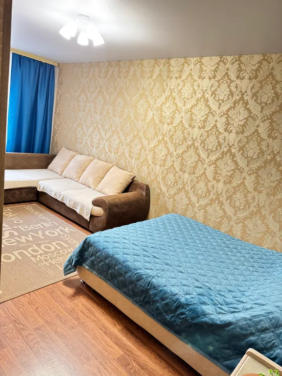 Омск Кировский у ТЦ Мега