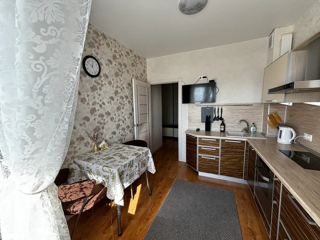 Уютная квартира у ТЦ Вершина