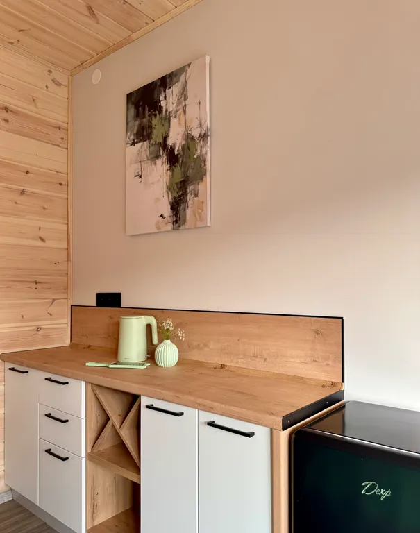 Гостевой домик от Mountain House с бассейном на первой линии