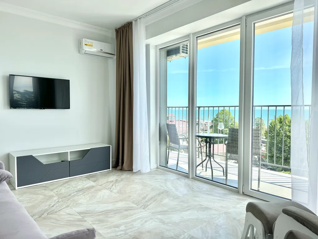 Двухкомнатная квартира с прямым видом на море — аренда посуточно в Дагомыс