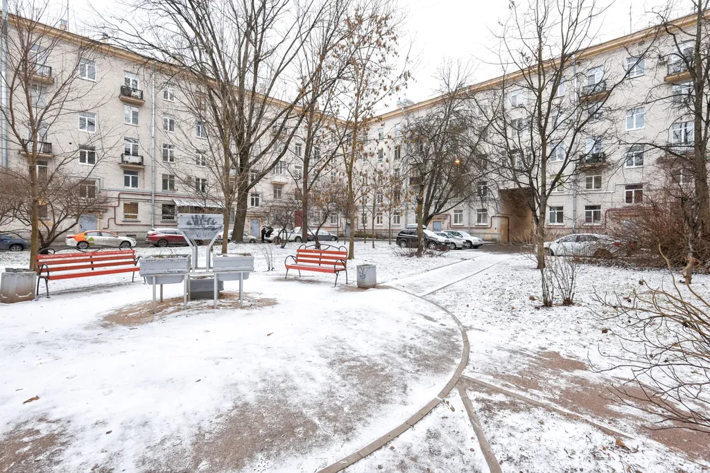 2-комнатная квартира рядом с метро Новочеркасская