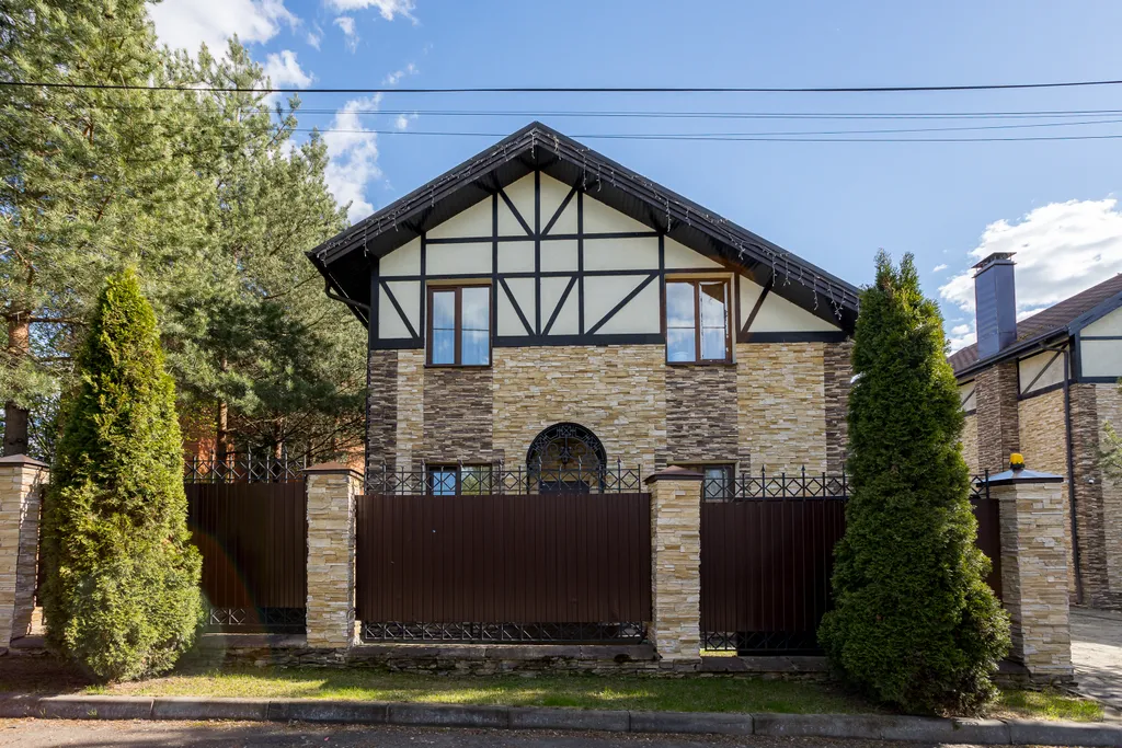 Коттедж Гостевой Коттедж в резиденции Еремино 2 — Ерёмино-2