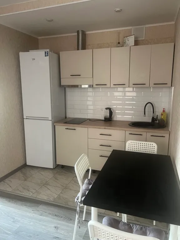 Квартира Уютная квартира с двумя спальнями находится в небольшом гостевом доме — Севастополь