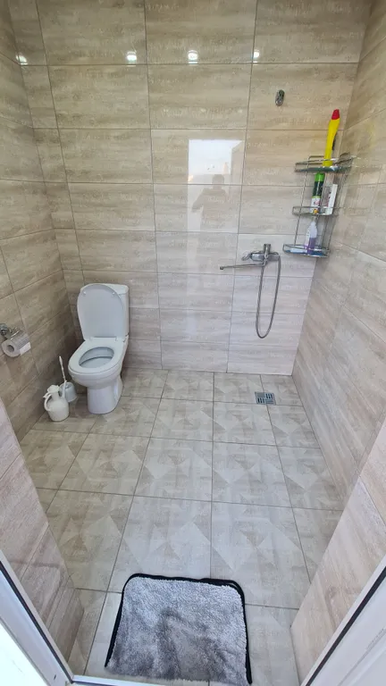 Дом у берега моря