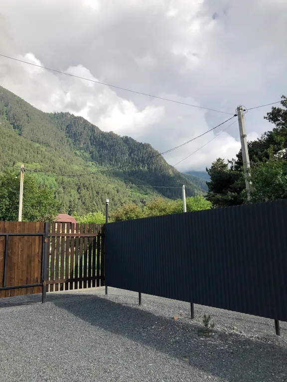 Уютный коттедж с видом на горы