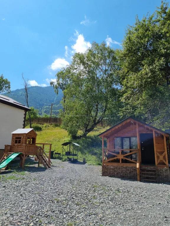 Уютный коттедж в хвойном лесу