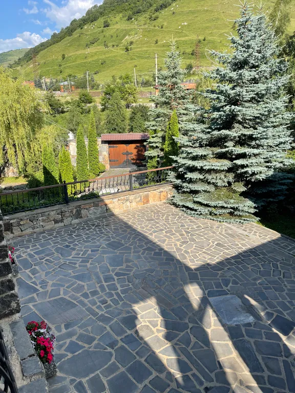 Дом в национальном стиле с удивительным видом AM House Grand