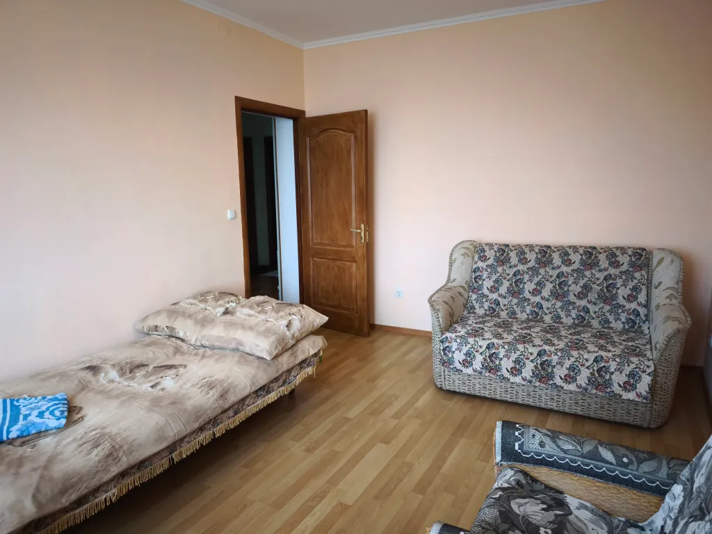 Уютная 2-х комнатная квартира в частном доме с бесплатной парковкой