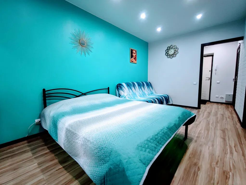 Квартира Апартамент с бойлером и кондиционером в лучшем районе города — аренда посуточно в Абакан