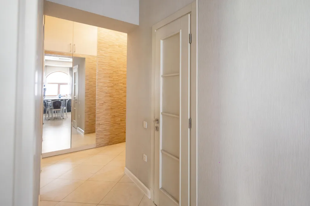 Комфортная квартира на торговой с двумя балконами