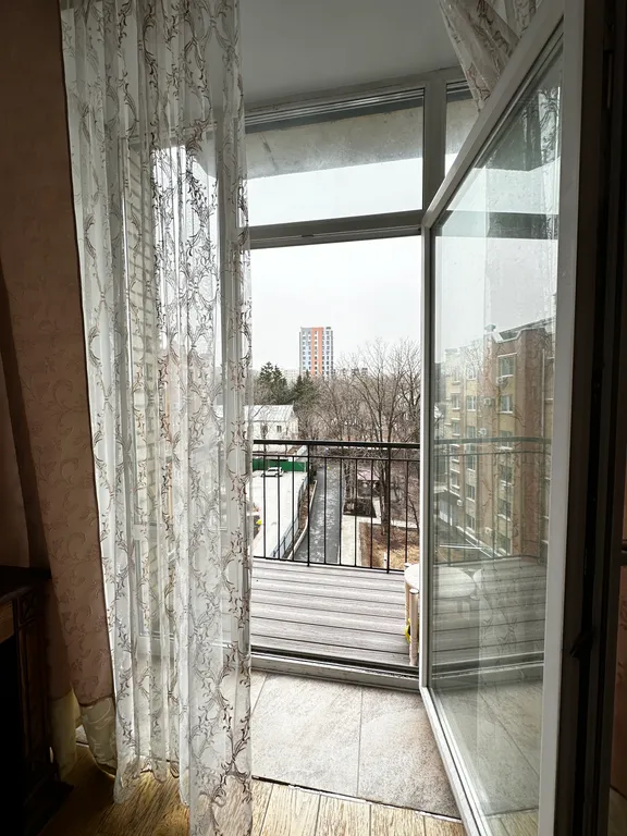 Квартира с кондиционером в пригороде у моря