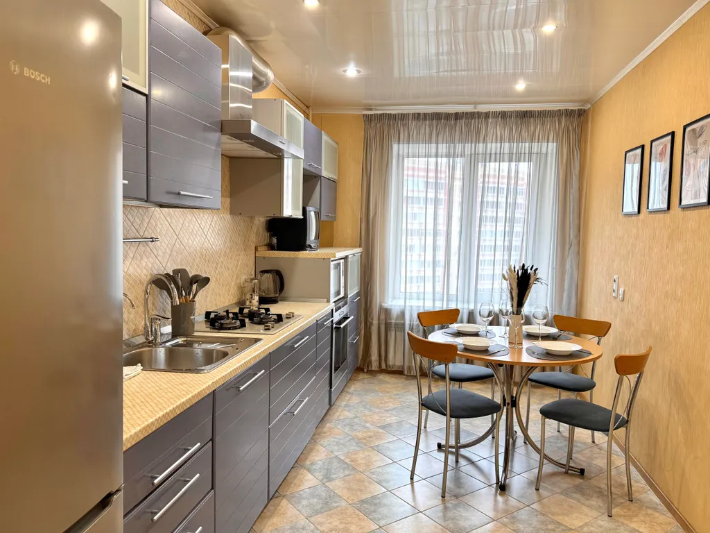 Квартира 3-комнатные просторные апартаменты Апарт-Комфорт для семьи — Ярославль