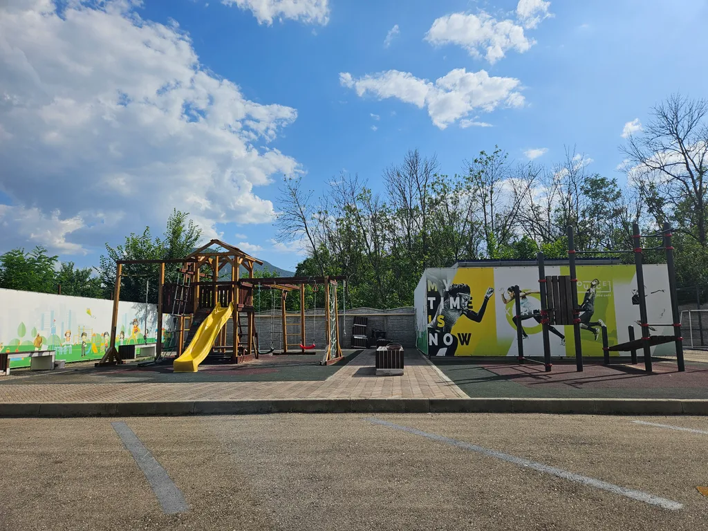 Шикарная вип квартира у аэропорта Экспоцентр и жд вокзала