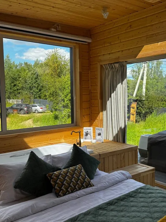 Дом для двоих с ванной и джакузи