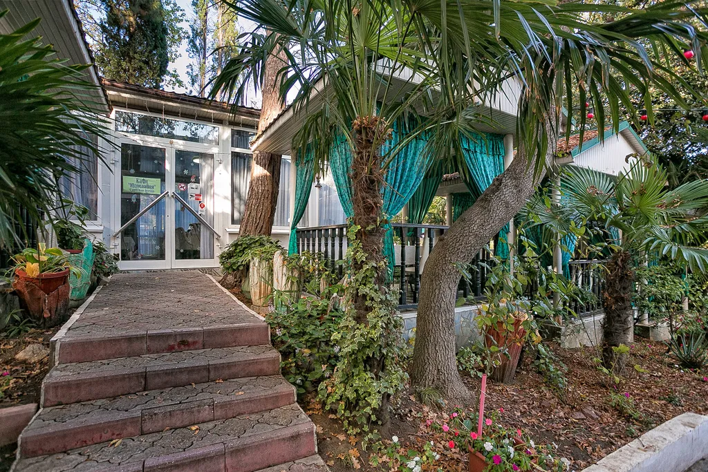 Двухместный номер комфорт с террасой.