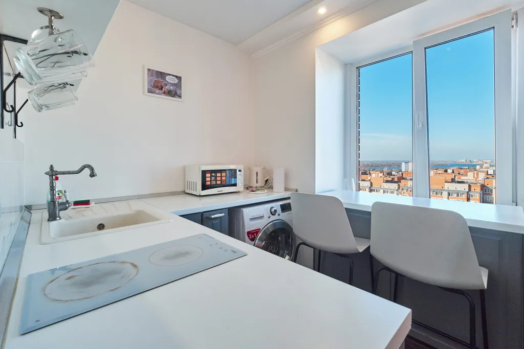 Стильный и комфортный апартамент с видом на реку