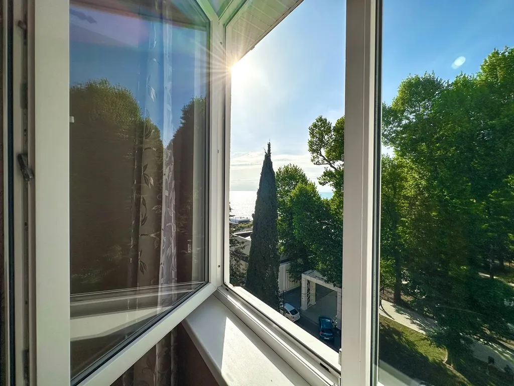 Квартира 3-комнатная Квартира — Адлер