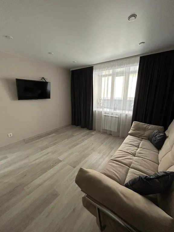 Новая однокомнатная квартира, всегда свободная парковка