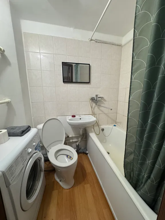 Уютная квартира на 10 лет октября