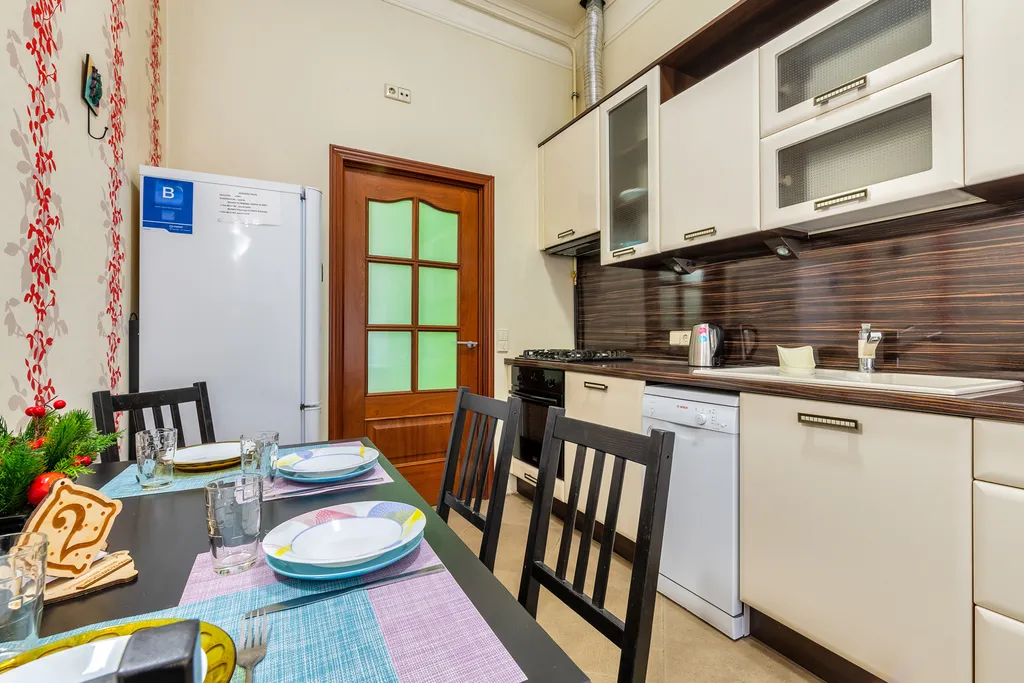 Квартира Квартира на Сенной площади — Санкт-Петербург