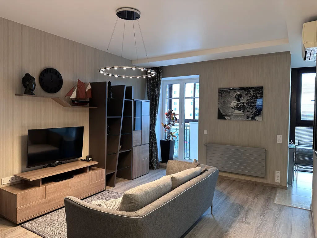 Уютная квартира-студия в центре Сестрорецка — аренда посуточно в Сестрорецк