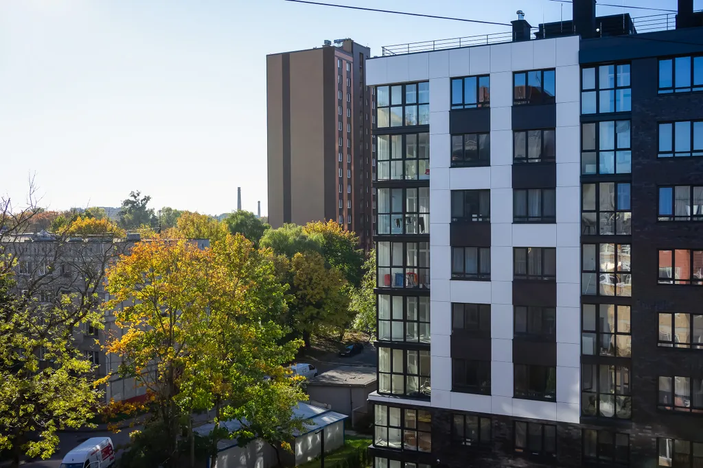 Квартира Квартира Комфортабельная евродвушка Мансарда у Верхнего озера — Калининград