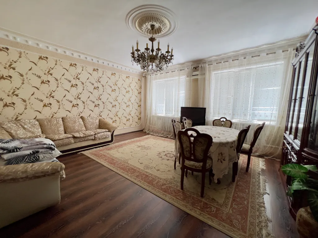 4-комнатный Дом