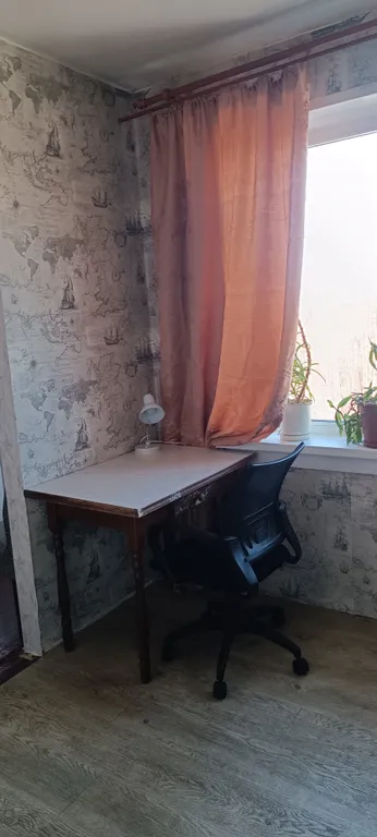 Счастливая матрешка у вокзала Исакогорка