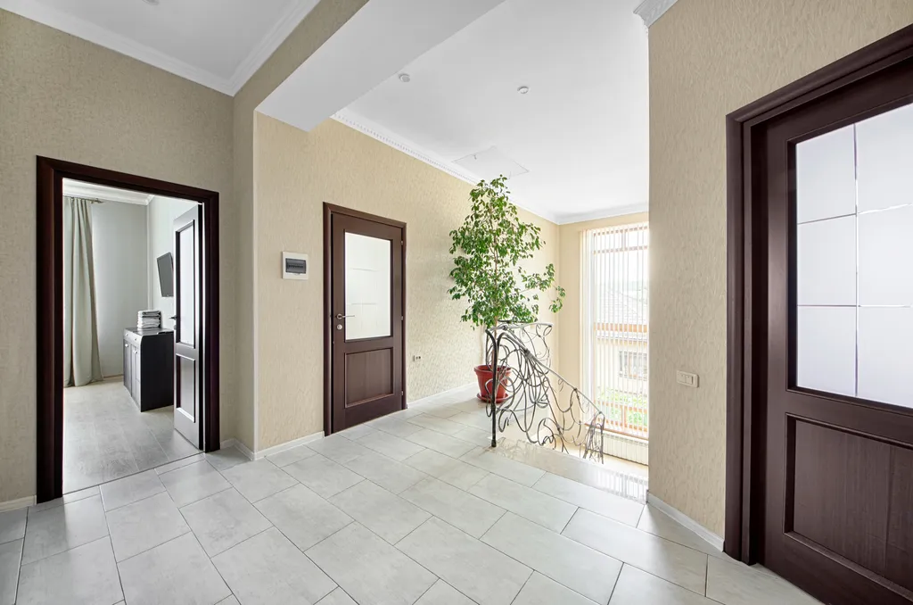 Дом с бассейном