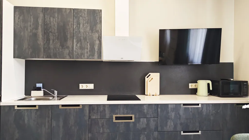 Новый апартамент с балконом и волшебной панорамой гор. Живите в сказке