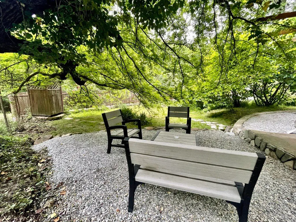 Уединённый Круглый Дом в горах Отшельник