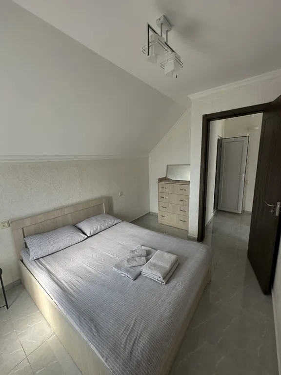 Апартаменты Apollo на море у пляжа с лечебным магнитным песком