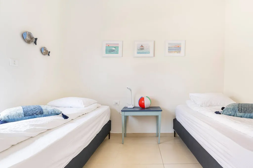 GW002 Gugel Waves Amazing Seaview & Garden Family Apartments