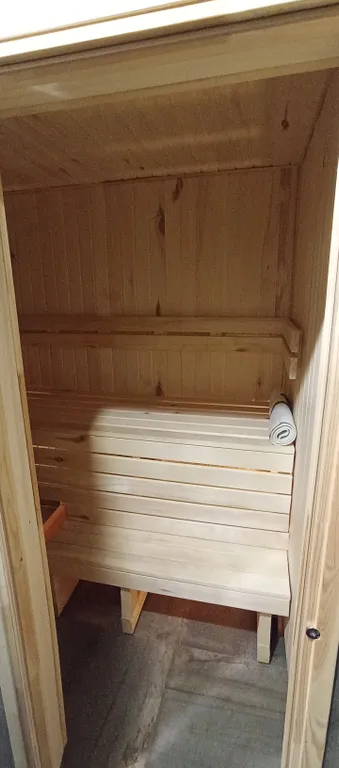 Семейный уютный домик с сауной и купелью
