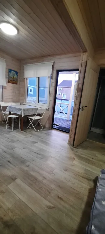 Коттедж с собственной территорией, большой беседкой и мангальной зоной