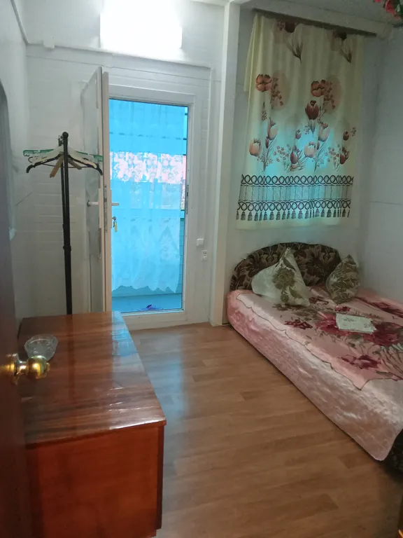 Квартира Квартира Трёхместный номер люкс — Ейск