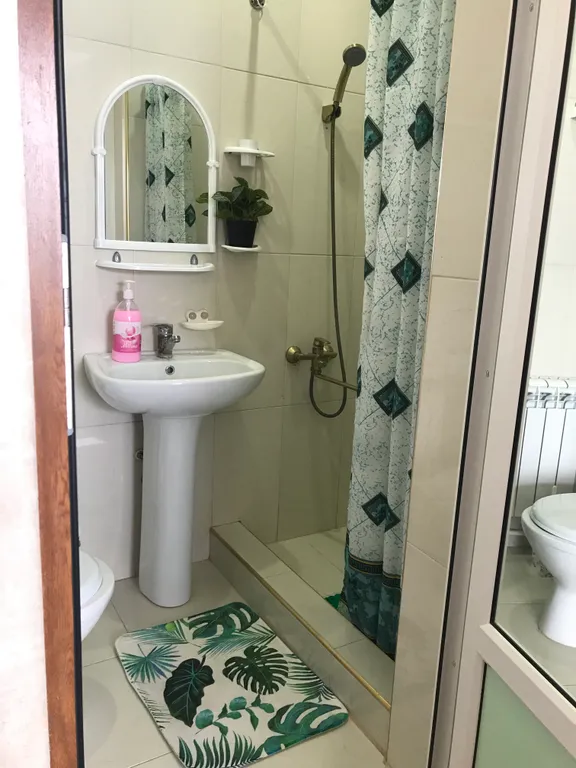 Квартира с видом на море, на берегу моря