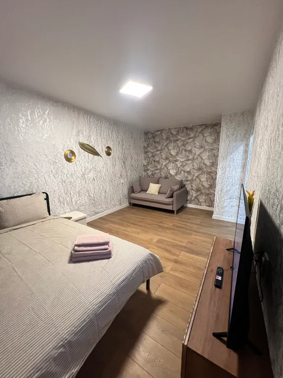 Однокомнатная квартира в центре города — аренда посуточно в Великий Новгород