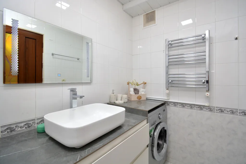 Уютная квартира на площади Сахарова (в самом сердце города)