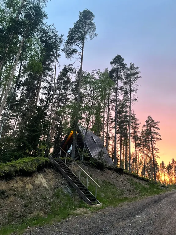 A-frame у Финского Залива посреди Корабельных сосен
