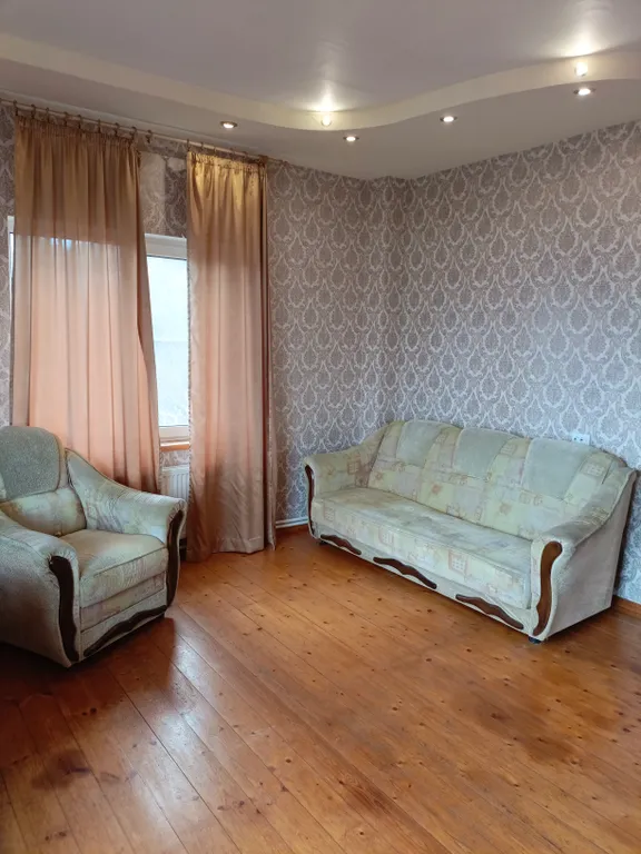 Уютный дом с прекрасным видом в тихом районе